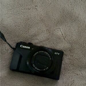 Canon G7X mark ii in Classic Black